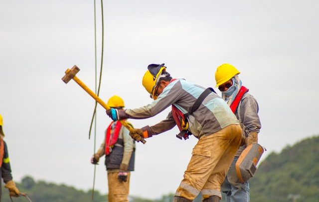 Benefits of Having a Workman’s Compensation Lawyer